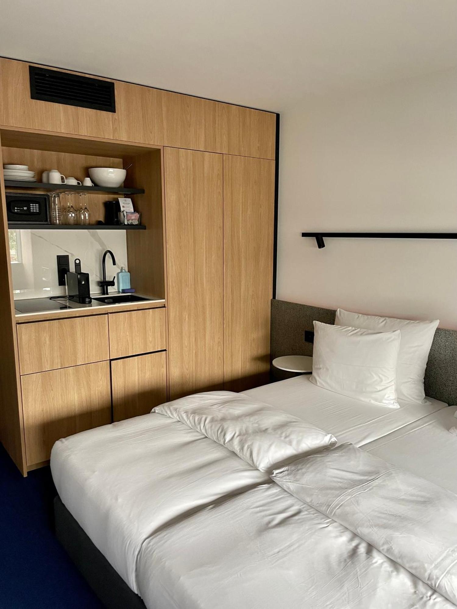 Grefis Hotel Grafelfing Bagian luar foto