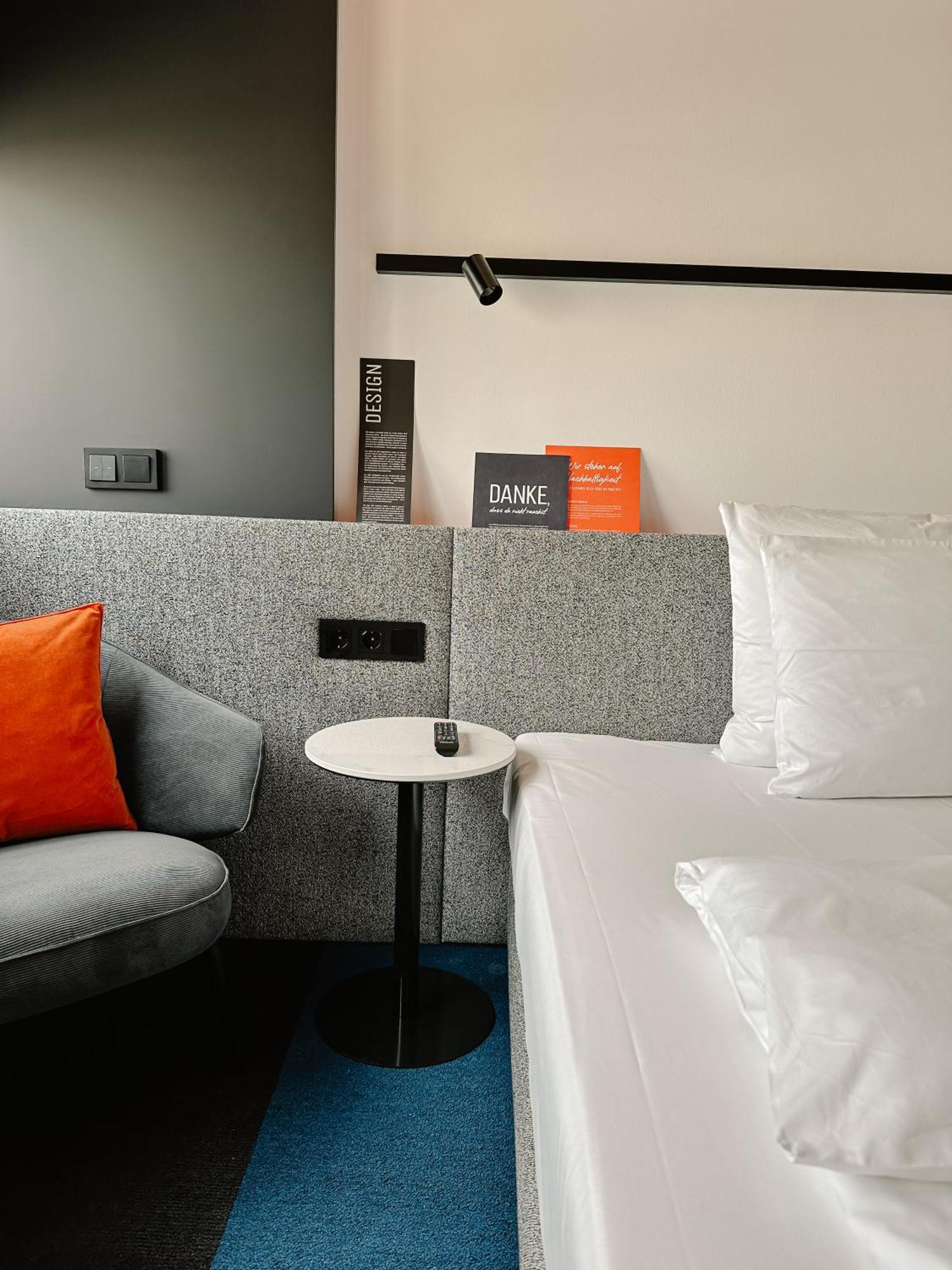 Grefis Hotel Grafelfing Bagian luar foto