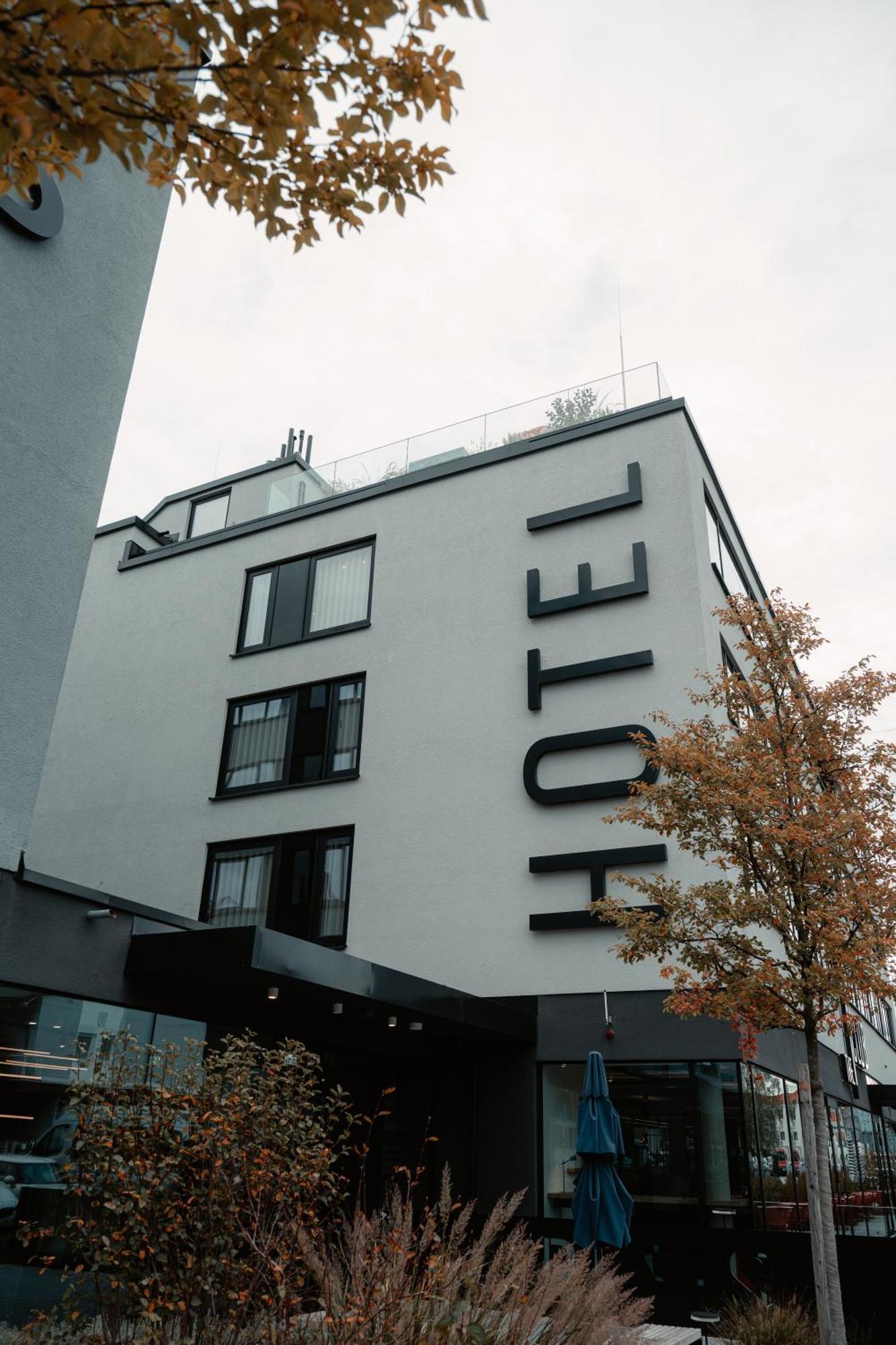 Grefis Hotel Grafelfing Bagian luar foto